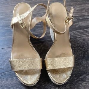 Gold MK. Wedges